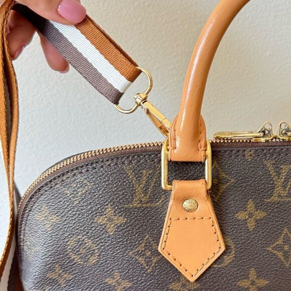 ✅AUTHENTIC✅LOUIS VUITTON ALMA PM - Picture 15 of 16